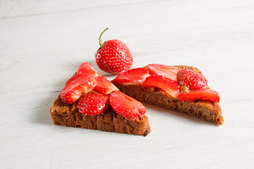 Healthy sandwich with strawberries and cream