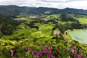Azoren - Sao Miguel - Furnas & Furnas-See © Uwalthie Pic Project