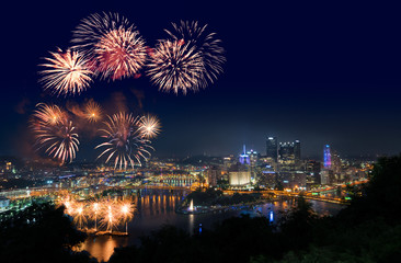 Naklejka premium Fireworks over Pittsburgh for Independence Day