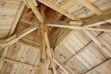 Wooden roof construction