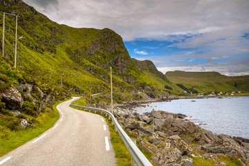 Obraz premium view of road on the island of Runde