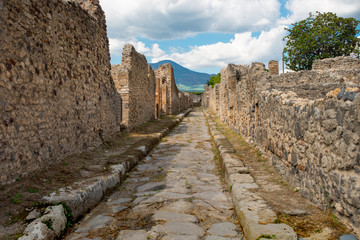 Fototapeta na wymiar Ruins of Pompeii - residential neighborhood