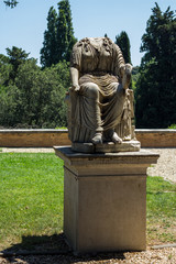 Obraz premium HEADLESS ROMAN STATUE GALLERIA BORGHESE
