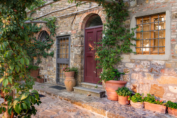 Fototapeta na wymiar Tuscan farmhouse, Chianti region, Italy