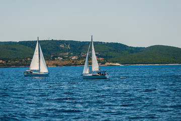 Fototapeta premium Łodzie na oceanie