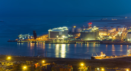 Fototapeta na wymiar shipping port, industrial image at sea. Barcelona city