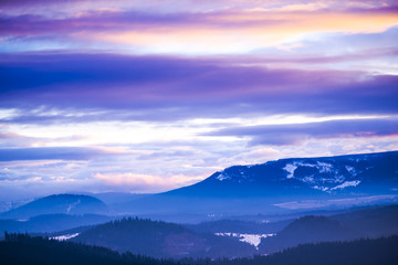 Fototapeta na wymiar Winter landscape at the sunrise