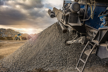 Stone processing and extraction plant to transform into gravel - obrazy, fototapety, plakaty