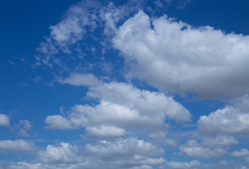 Obraz na płótnie Canvas Beautiful blue sky with cloudscape