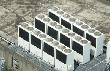 Fototapeta premium ビルの屋上・イメージ・空調設備