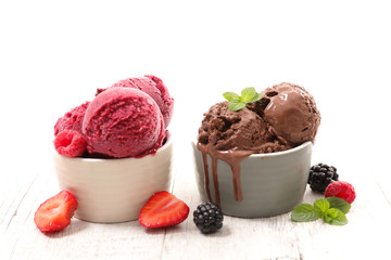 ice cream chocolate and strawberry
