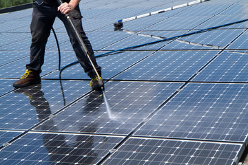 washing and cleaning photovoltaic panels