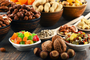 Composition with dried fruits and assorted nuts
