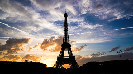 eiffel tower sunset 2