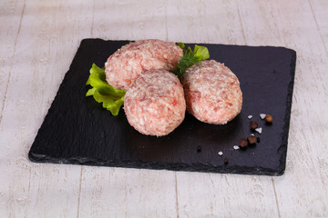Raw pork cutlet