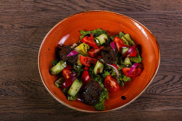 Salad with liver