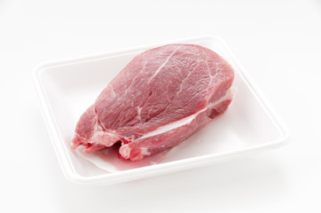 豚肉肩 グーヤヌジー（生肉）
