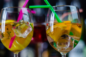 fresh and refreshing cocktails based on gin, a distinctive herbal flavor