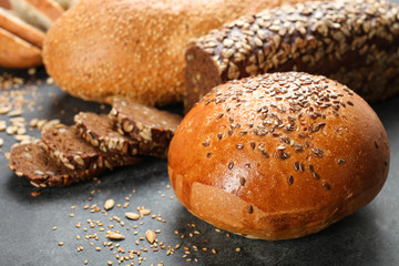 bread with seeds