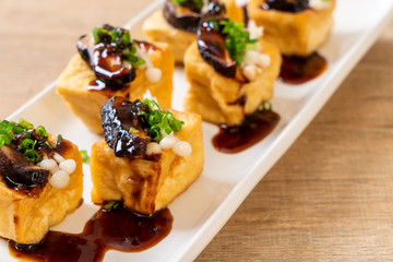 Grilled Tofu with Shitake Mushroom and Golden Needle Mushroom