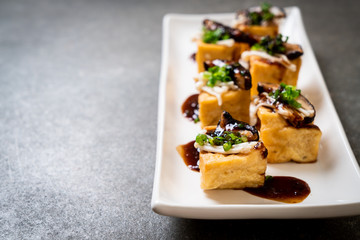 Grilled Tofu with Shitake Mushroom and Golden Needle Mushroom