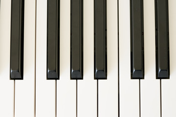 black and white piano keys