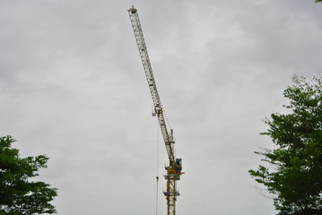 The construction crane.