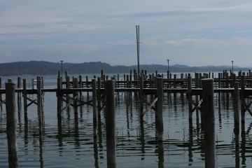 Pier Steg Pfahl an einem See