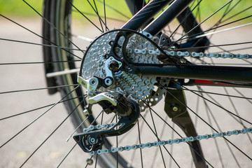 close up of a bicycle derailleur - obrazy, fototapety, plakaty