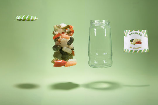 Deconstructed pickle jar
