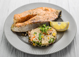 Grilled Salmon with Vegetables and Rice