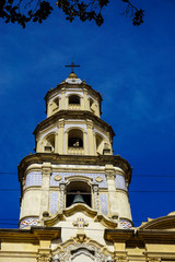 Fototapeta premium Cúpula de la iglesia histórica de San Telmo 