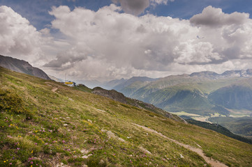 St. Moritz, Corviglia, Muottas Muragl, Oberengadin, Wanderweg, Bergbahnen, Sommer, Sommersport, Graubünden, Allen, Schweiz