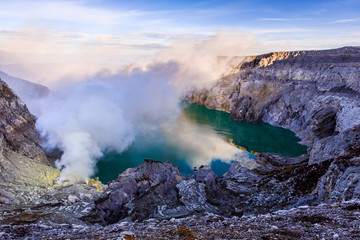 Fototapeta na wymiar Mount Ijen crater lake, Indonesia