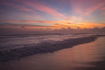 Fototapeta na wymiar Sorbet sky with ocean view
