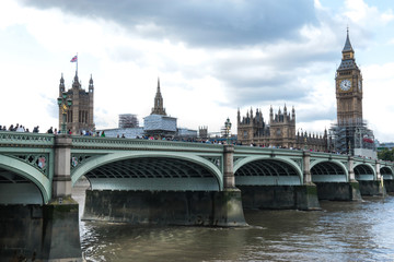 Obraz na płótnie Canvas Westminster Bridge