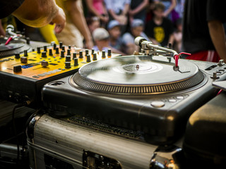 turntable dj setup