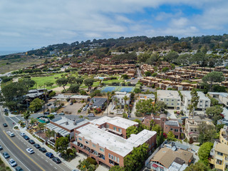 Fototapeta premium Aerial view of the beautiful Seapoint Townhomes Community Association