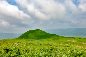 Obraz premium 阿蘇山 米塚