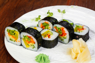 Japanese roll with vegetables
