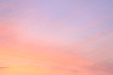 背景　テクスチャー　空の色