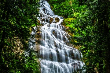 Foto auf Alu-Dibond Bridal Veil Falls, a waterfall in the Cascade Mountains, between the towns of Chilliwack and Hope in British Columbia, Canada © hpbfotos