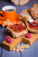 buns with jam and tea