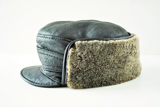 Winterhut aus Leder - Lammfellm&uuml;tze