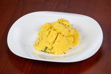 Mushed potato with dill