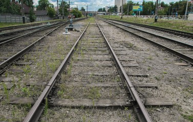 Fototapeta na wymiar old railroad tracks in the province.