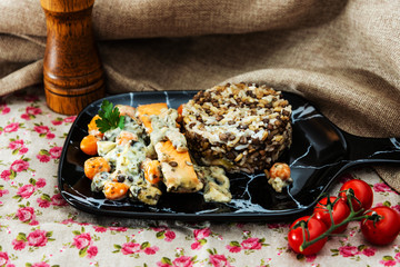 Salmon salad Gourmet cereals Cooked soy beans Cucumber Carrots