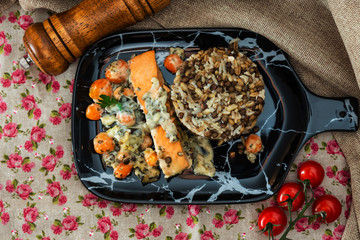 Salmon salad Gourmet cereals Cooked soy beans Cucumber Carrots