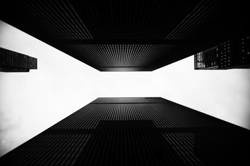 5th Ave & E 51th St.