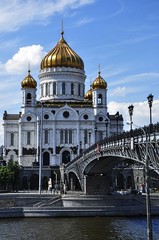 Obraz premium Cathedral Church of Christ the Savior-the Cathedral of the Russian Orthodox Church (ROC), located in Moscow on Volkhonka. The existing building, built in the 1990s, is a recreation of the temple of th